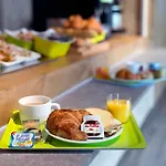 Ibis Budget Centre Bastide Отель Бордо