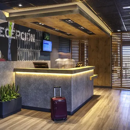 Hotell Ibis Budget Centre Bastide Bordeaux