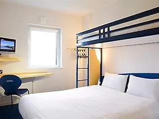 Ibis Budget Centre Bastide Отель Бордо