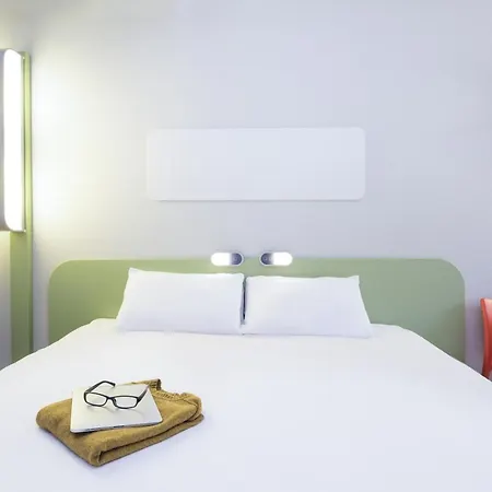 Ibis Budget Centre Bastide Hotell Bordeaux