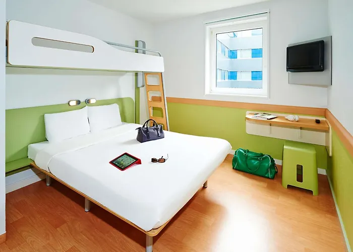 Hotel Ibis Budget Centre Bastide Bordeaux
