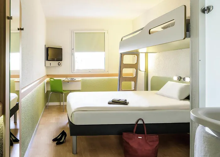 Hotel Ibis Budget Centre Bastide 2*