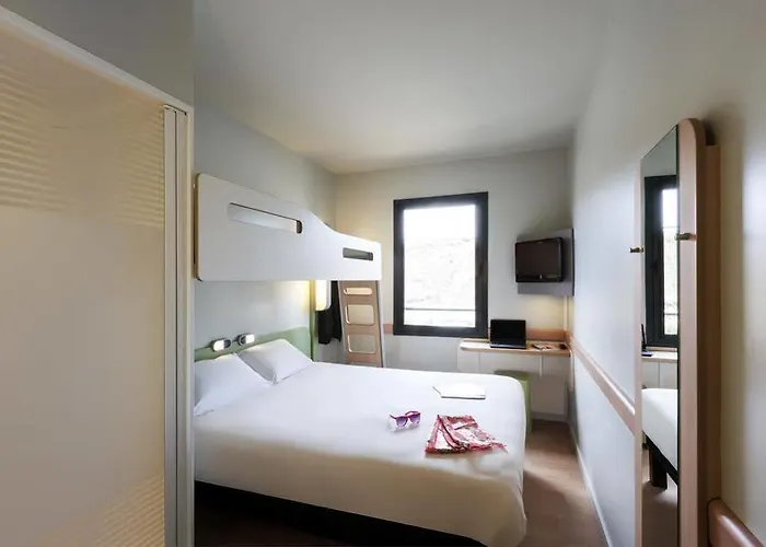 Ibis Budget Centre Bastide بوردو