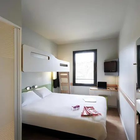 Ibis Budget Centre Bastide Bordeaux